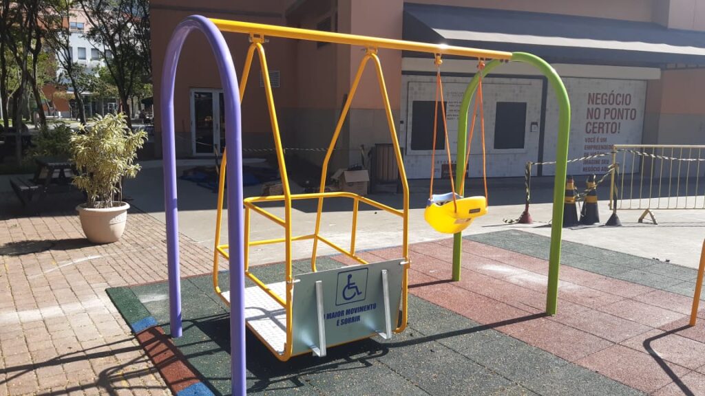 Como escolher o playground ideal para crianças com segurança e sustentabilidade